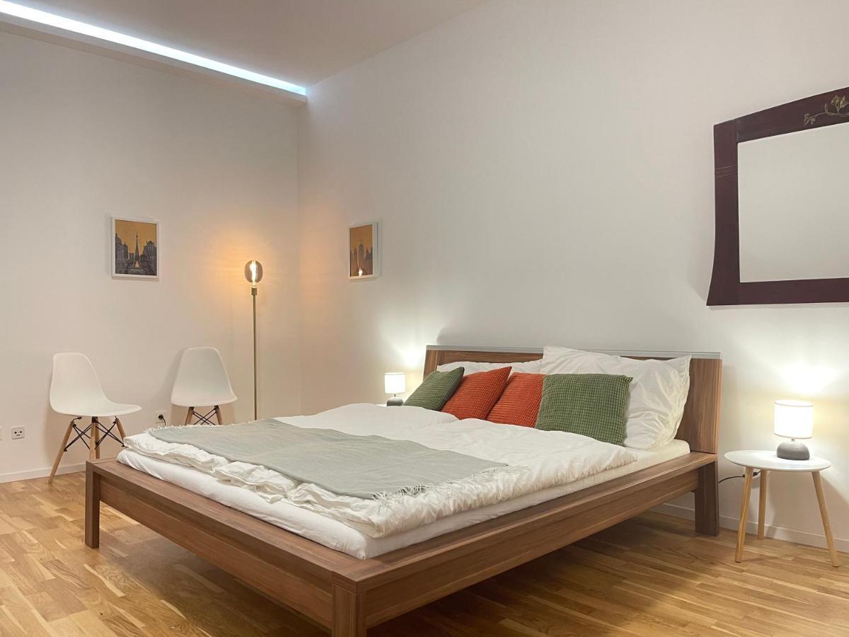 Big Apartment