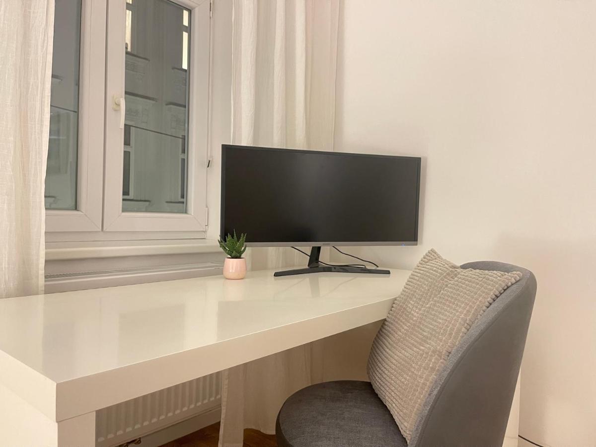 Big Apartment *