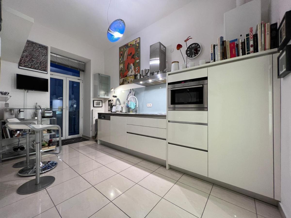 Design Apartment: Stylish Near Schönbrunn With Parking & Netflix *