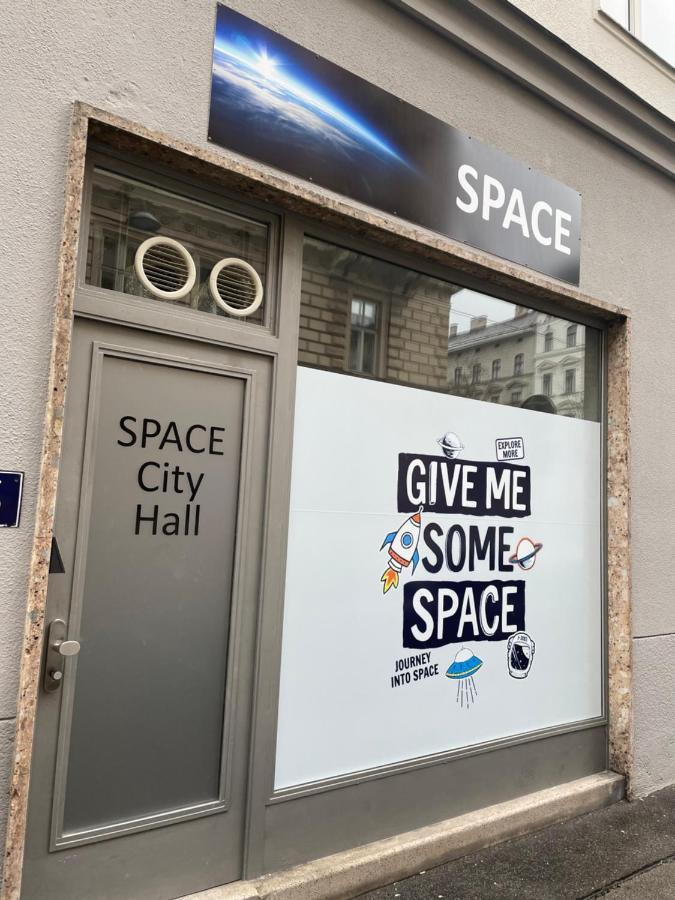 Space - Hall Capsule hotel Vienna