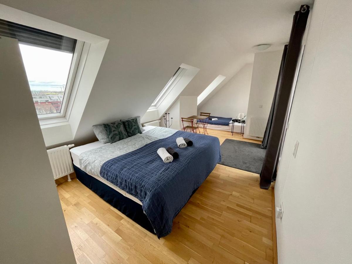 Eca Rooftop Live - Private & Serviced Homestay Vienna
