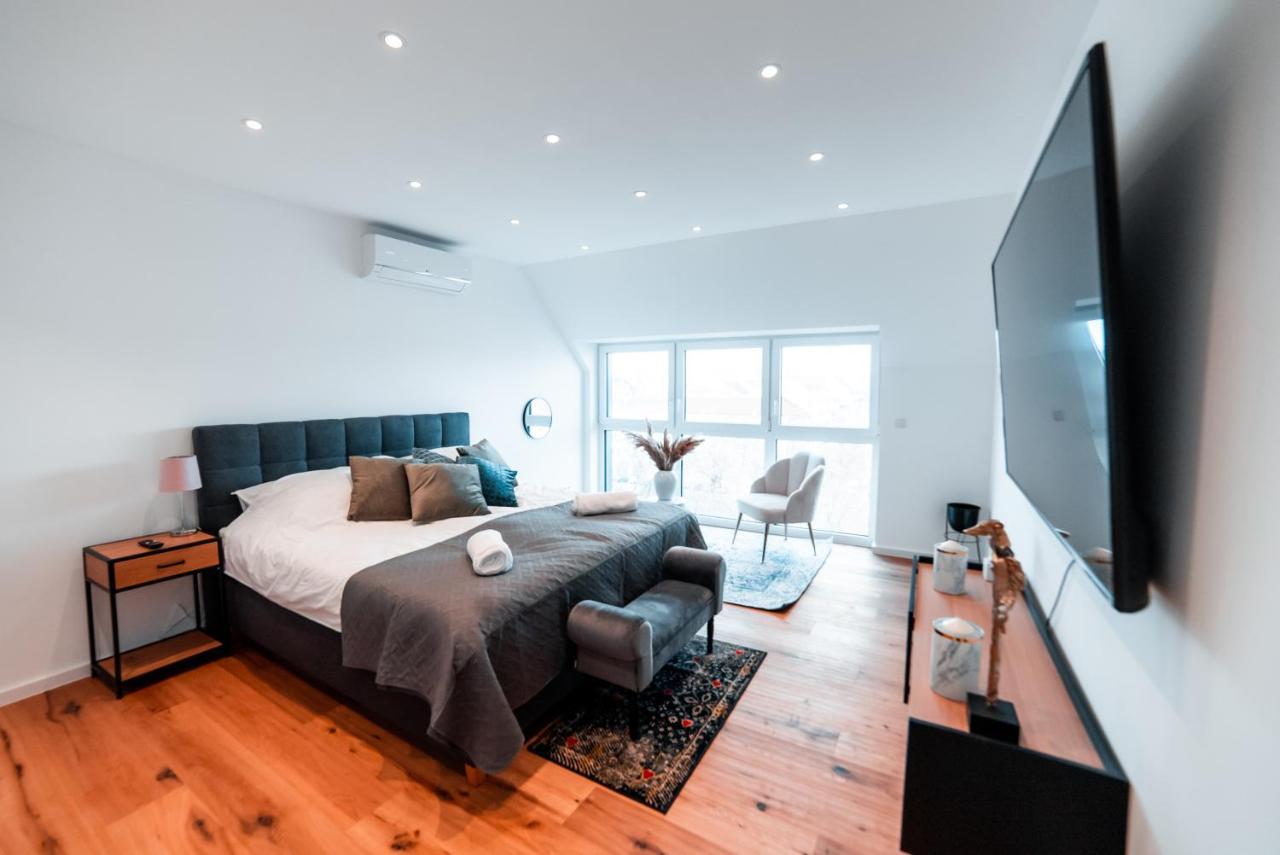 Apartment Triangle Penthouse Vienna