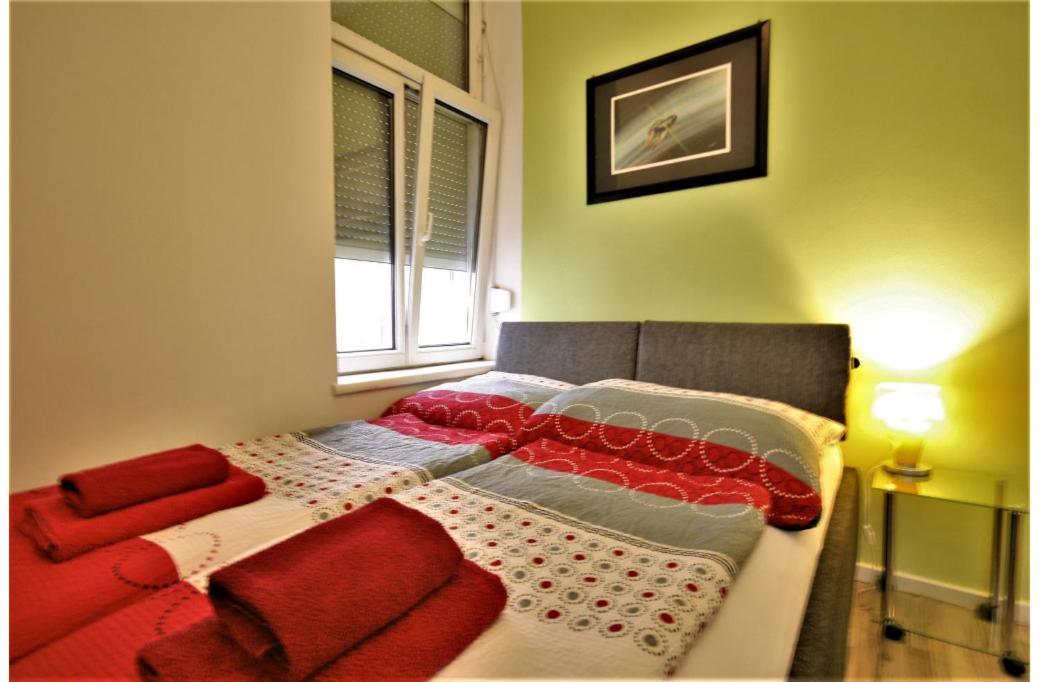 Appartamento Modern Flat With 2 Rooms, Close To Schoenbrunn Vienna