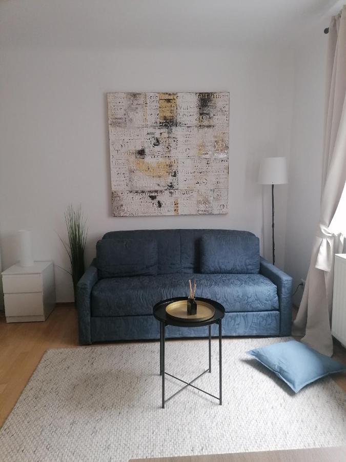 Alpha 7min To The Centar Apartment