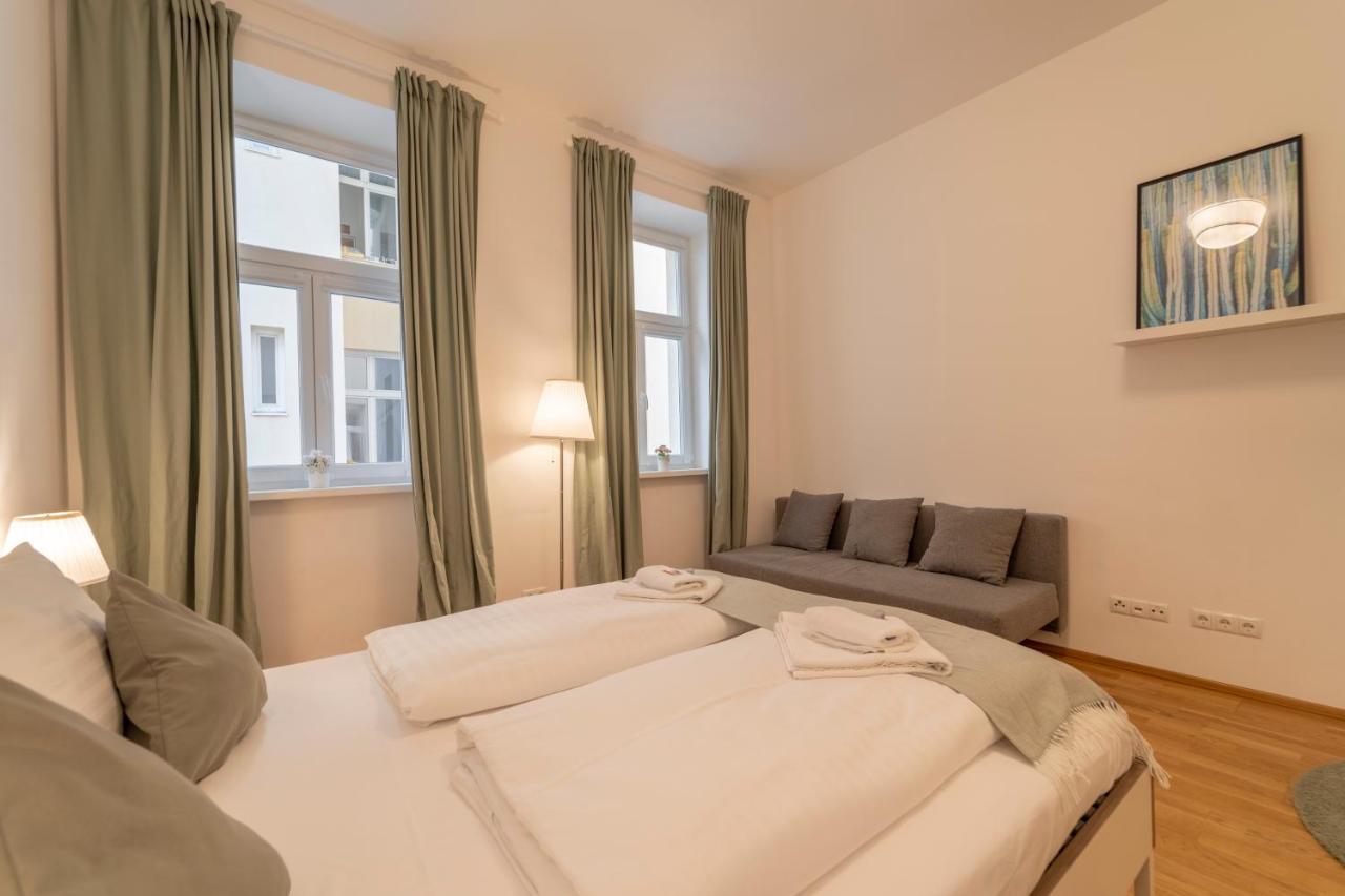 Konrad I Levestate Apartment *