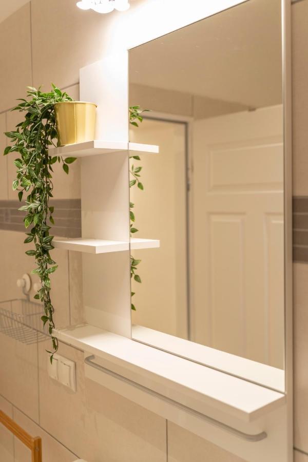Apartment Konrad I Levestate *