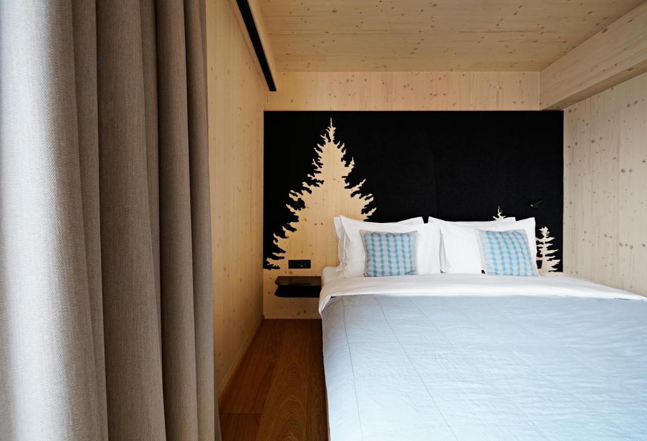 Numa Wood Aparthotel