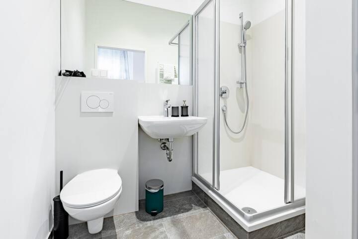 Apartment Budget West With Shared Kitchen Vienna