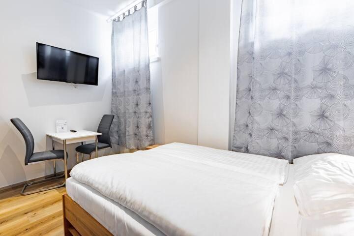 Budget West With Shared Kitchen Wien