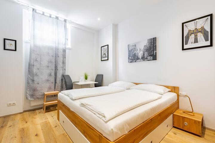 Apartment Budget West With Shared Kitchen Vienna