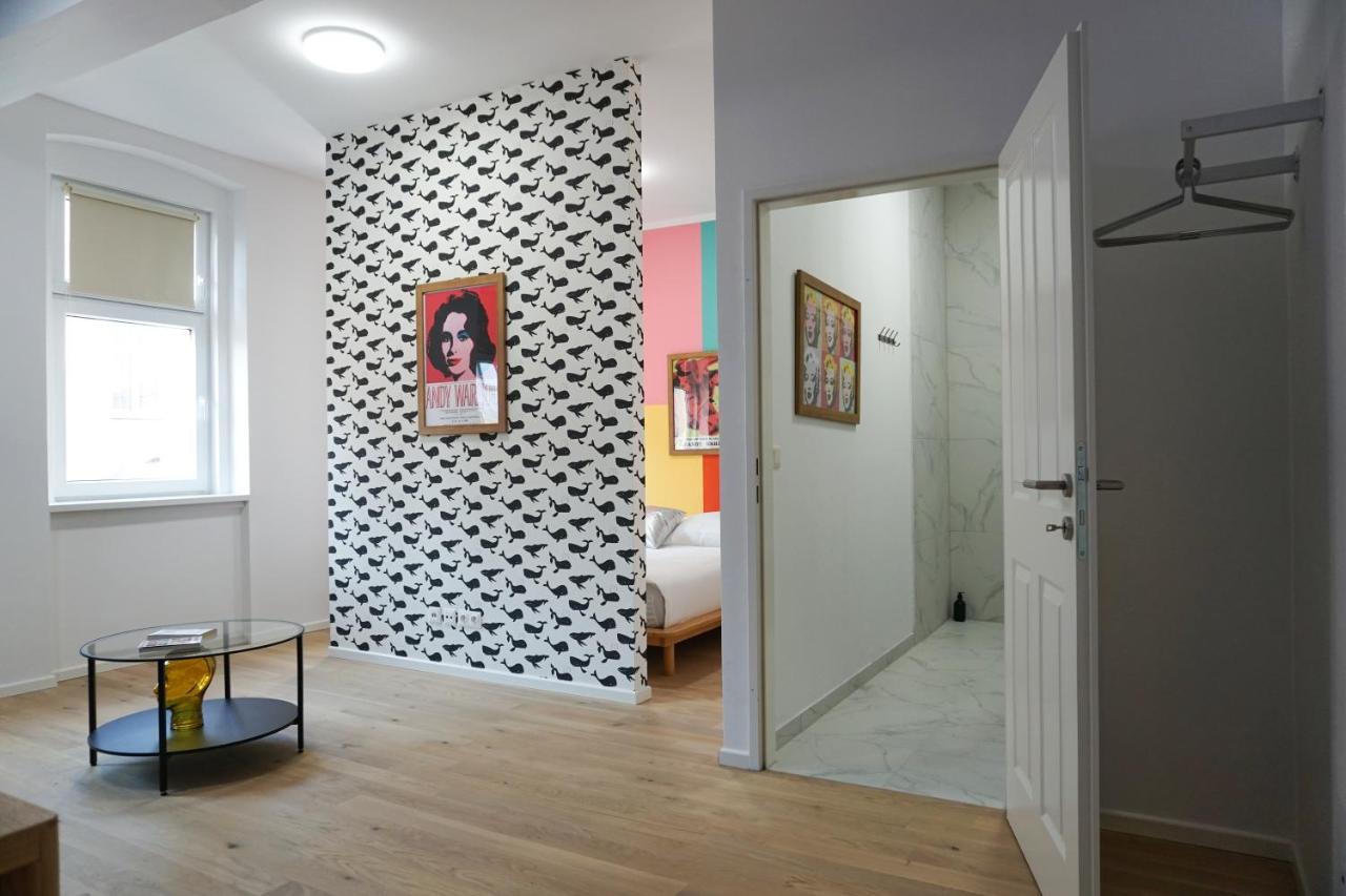 Apartment Vibrant Design - Full Kitchen - Wi-fi - 18 Mins To Centre *