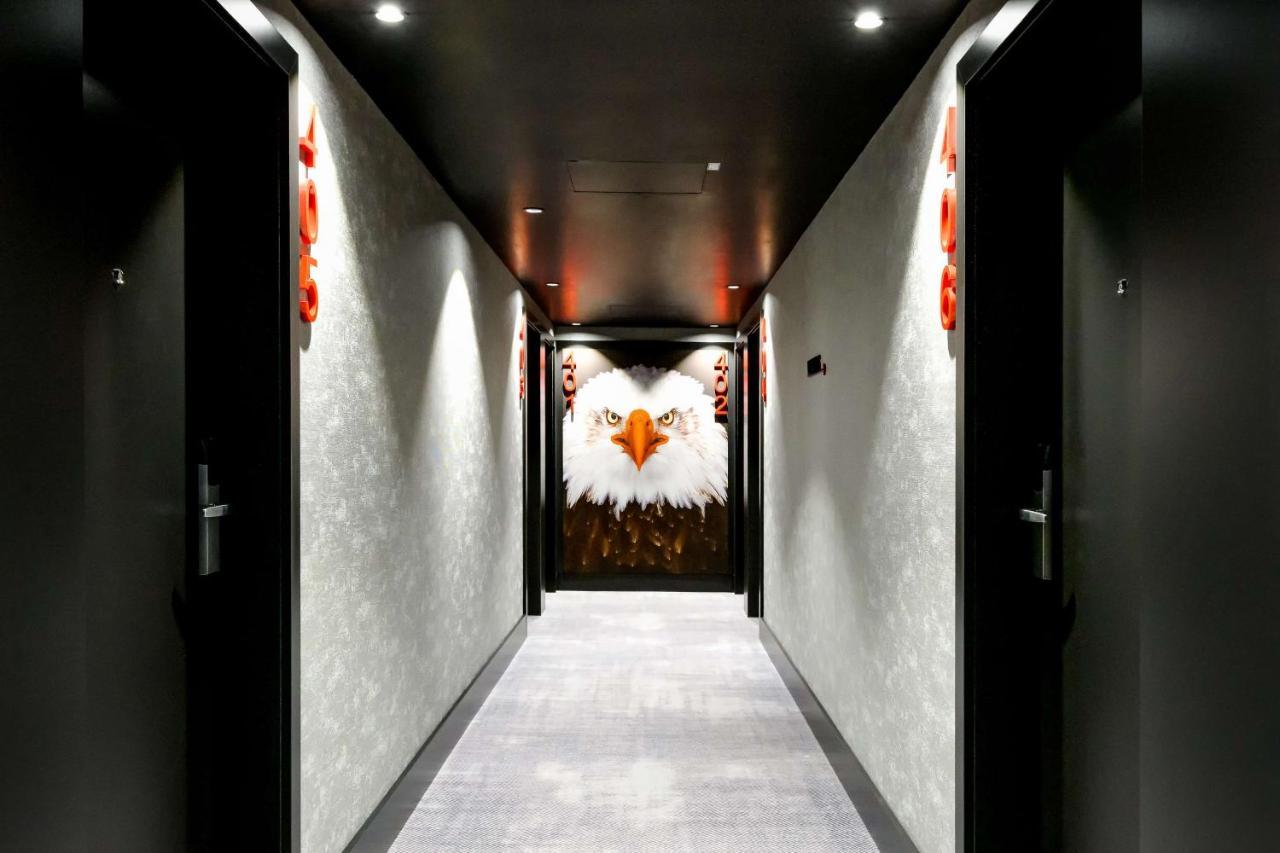 Hotel Radisson Red Hotel,