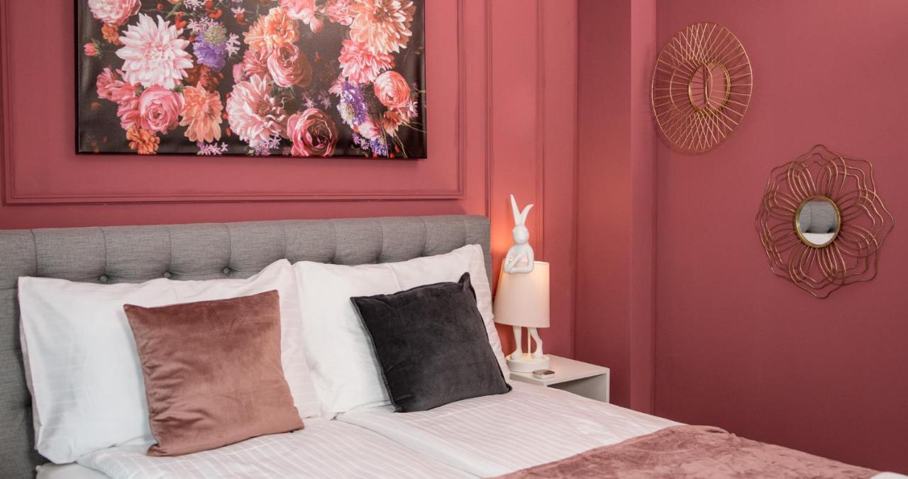 Appartamento Hideaways - Nikolai Homes *