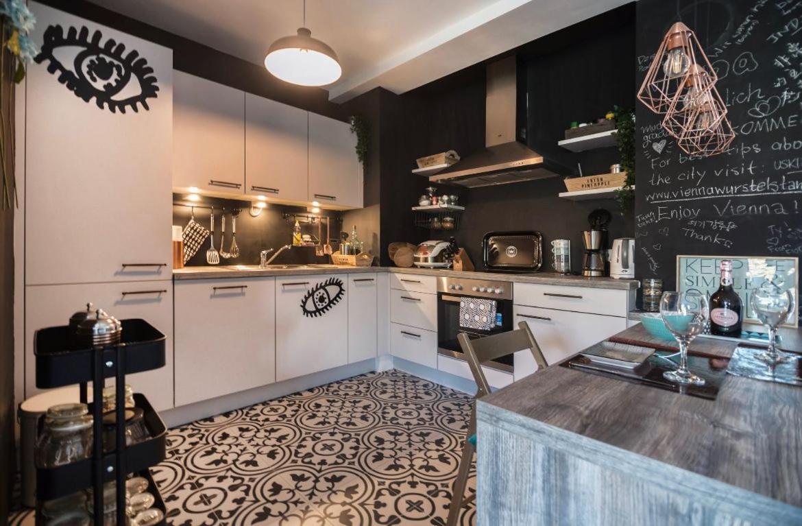 Apartment Stylish Rooms, Sunny Terrace In Center