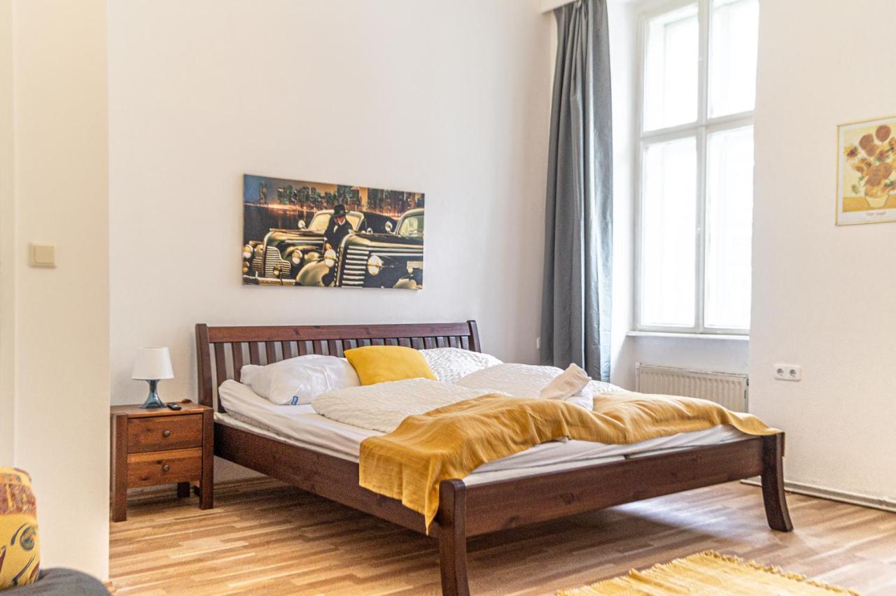 Apartment Pleasant 3br Near Event Location Wiener Stadthalle *