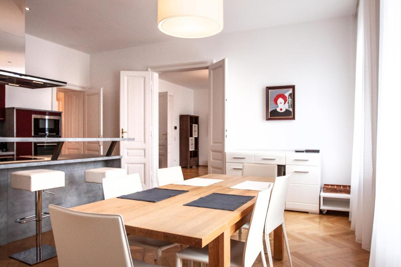 Riess Rotenhofgasse | Contactless Check-in Apartment *