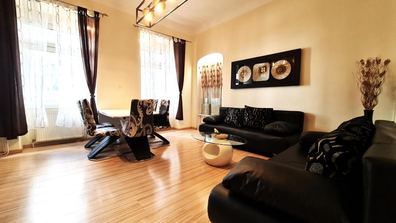 Apartment Cityapartments - Luxury 1