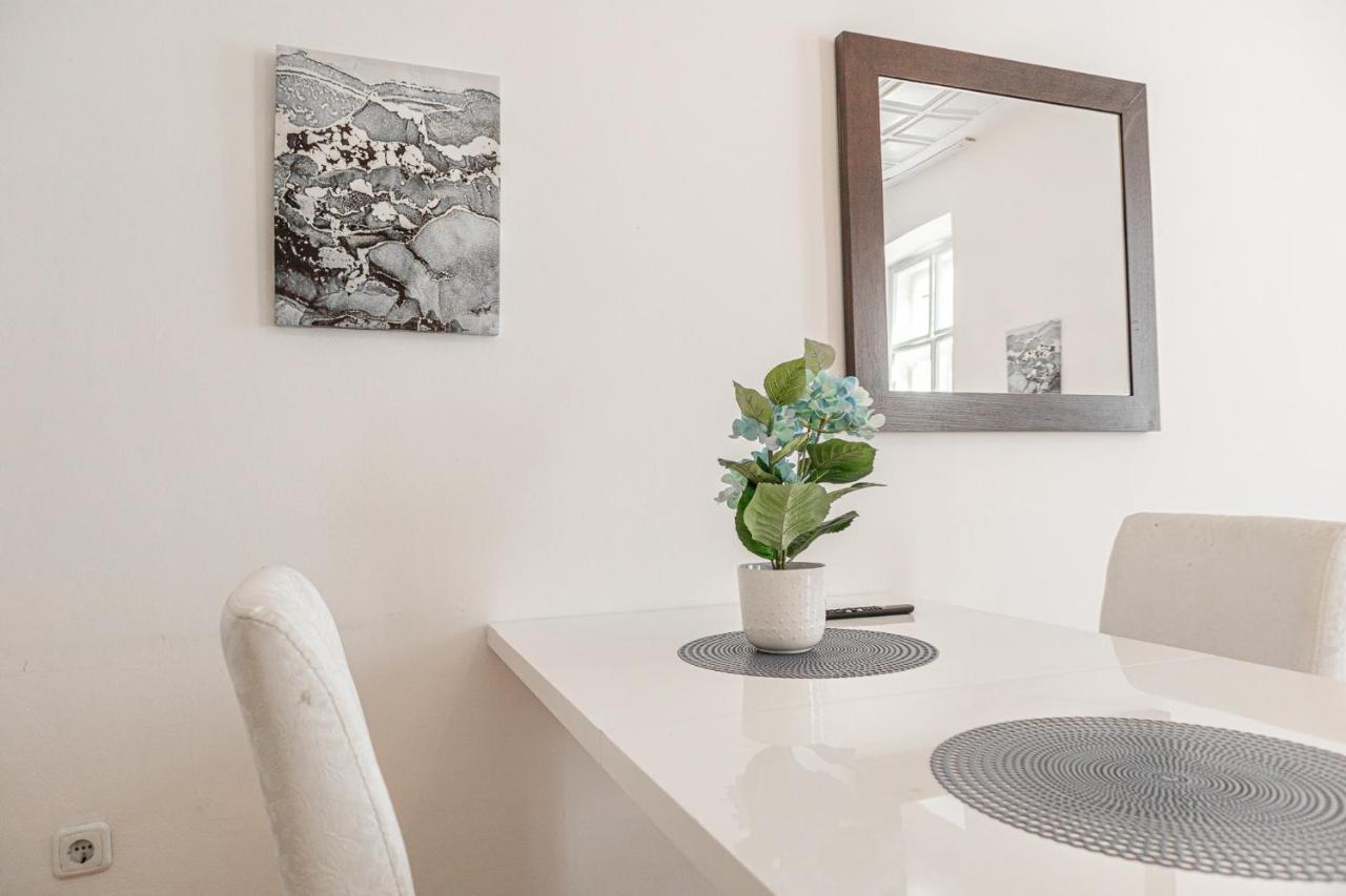 Central Belvedere 3br Shared - 12 Min From City Center Wien