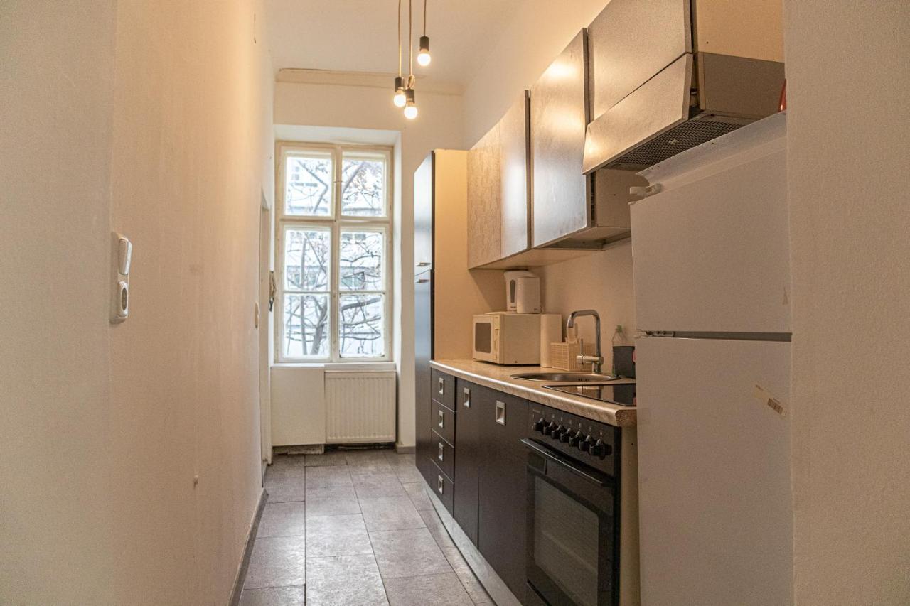 Central Belvedere 3br Shared - 12 Min From City Center * Wien
