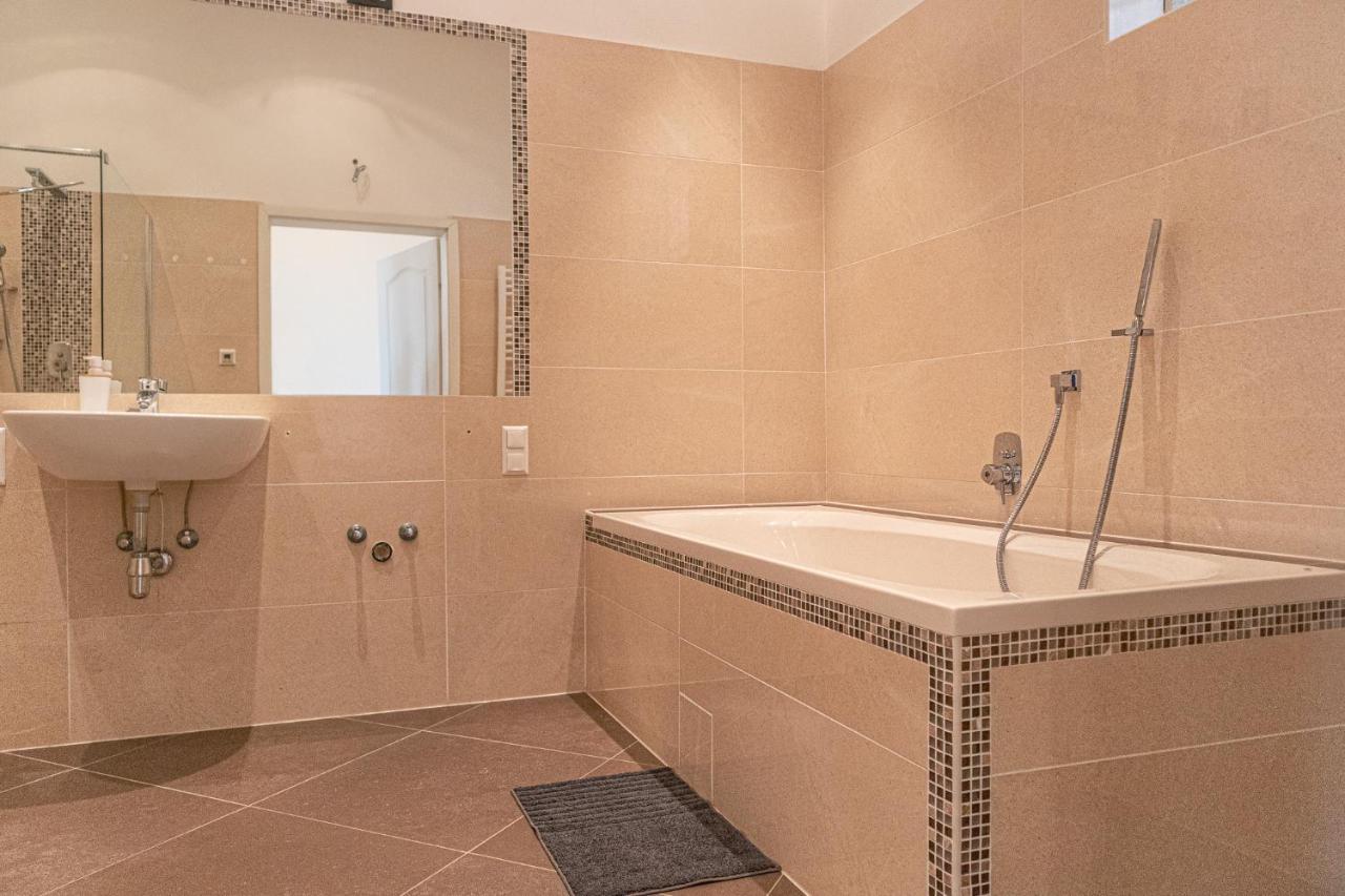 Special Vintage Viennese - 12min F Downtown Apartamento Viena