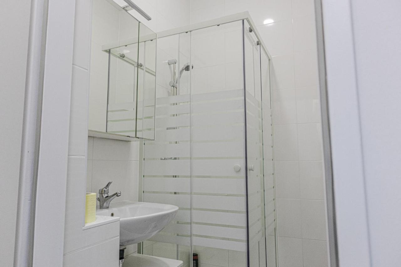 Magnificent 5br Shared - Perfect For Longstays * Viena