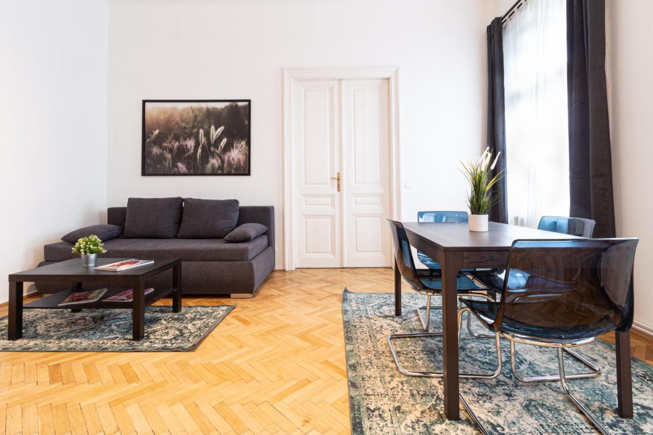 Apartment Mariahilfer Strasse Vienna