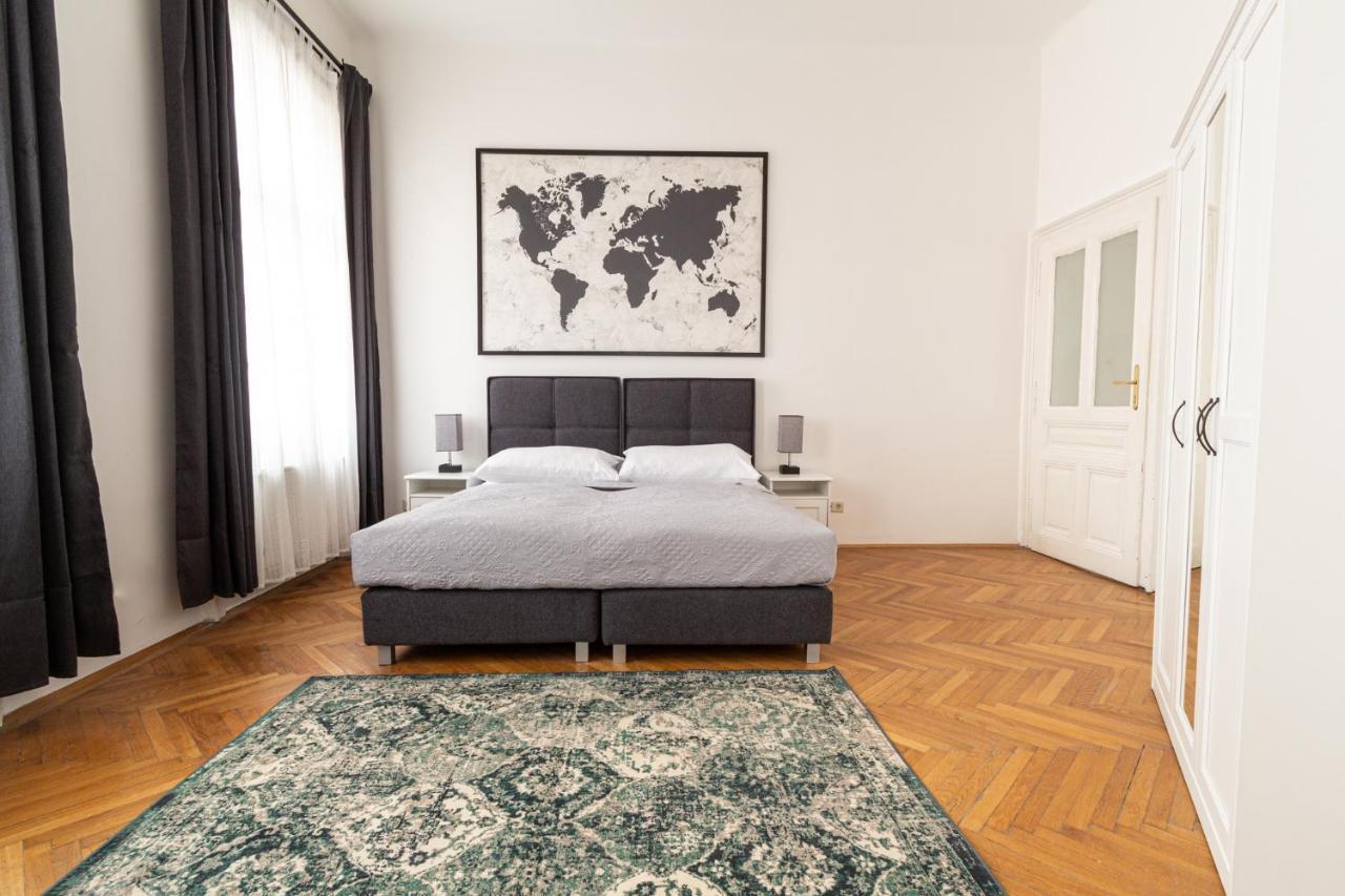 Apartment Mariahilfer Strasse Vienna