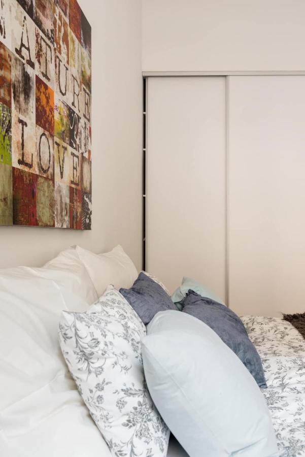 Apartment Luxurious And Spacious 5 Min Walk To City Center, 1-2