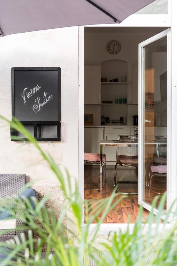 Luxurious And Spacious 5 Min Walk To City Center, 1-2 Apartment Vienna
