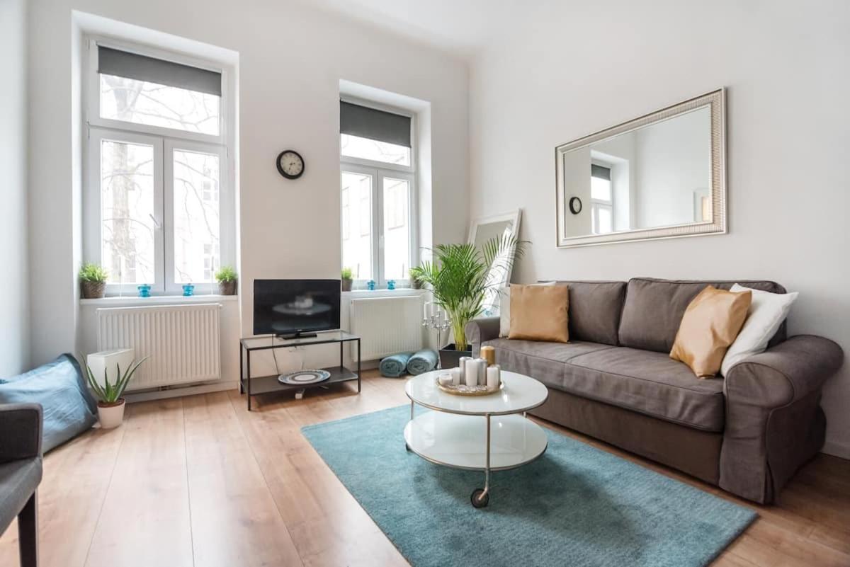 ⍟luxurious And Bright⍟ 5 Min Walk To City Center Apartment