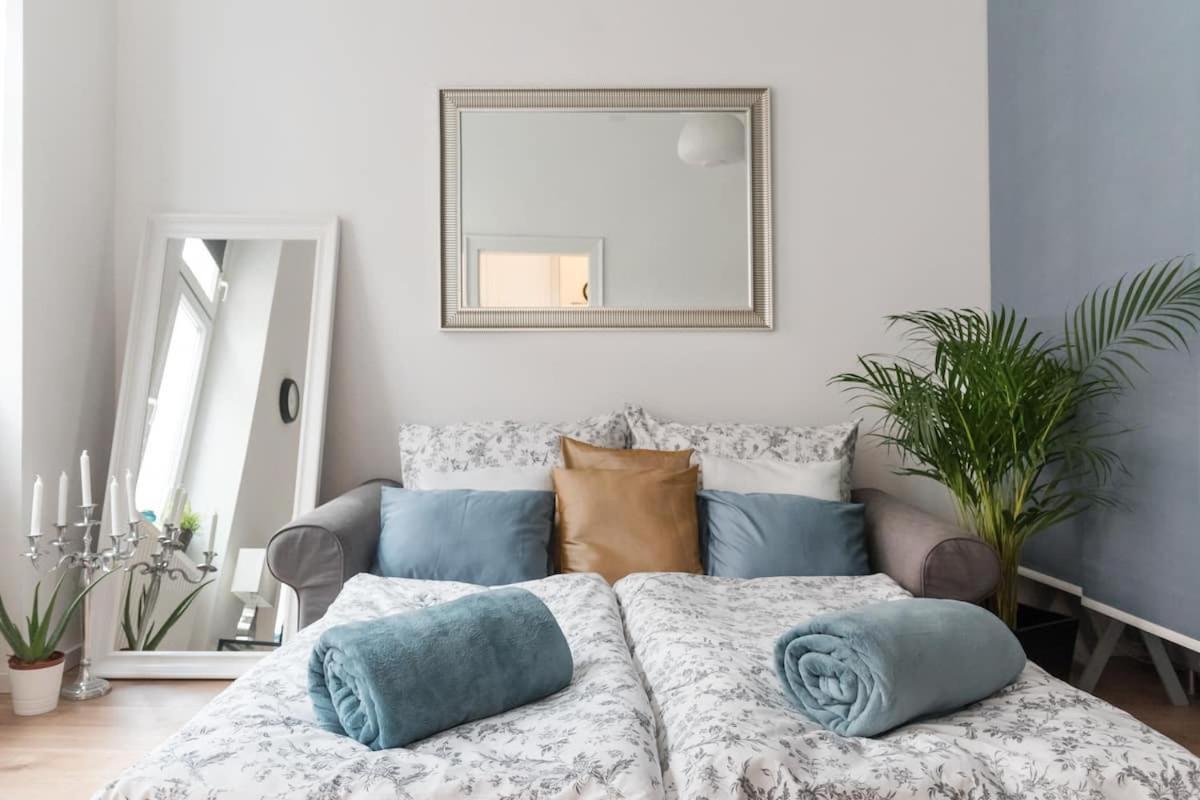 ⍟luxurious And Bright⍟ 5 Min Walk To City Center Apartment