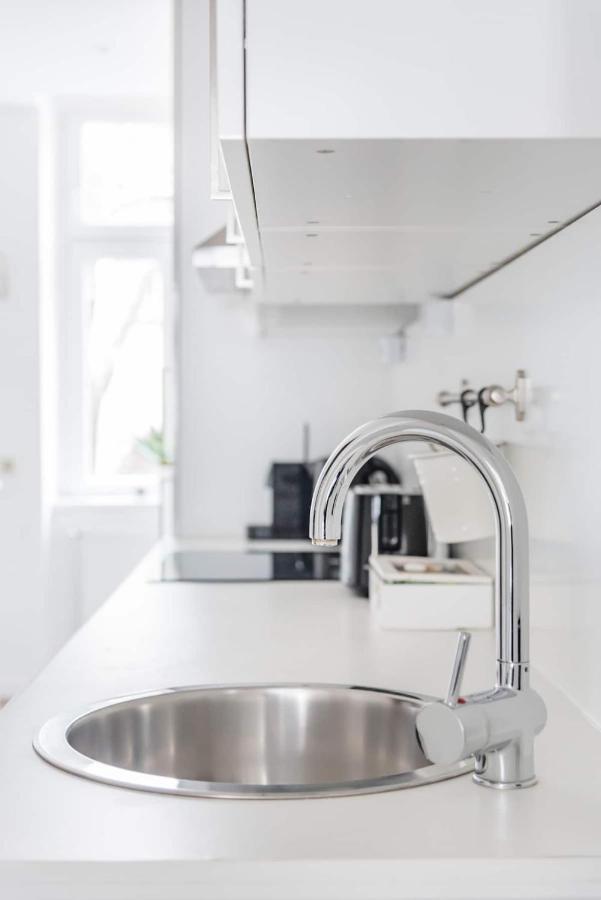 ⍟luxurious And Bright⍟ 5 Min Walk To City Center Apartment Wien