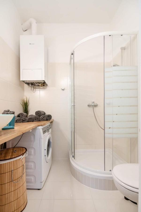Apartment ⍟luxurious And Bright⍟ 5 Min Walk To City Center Vienna