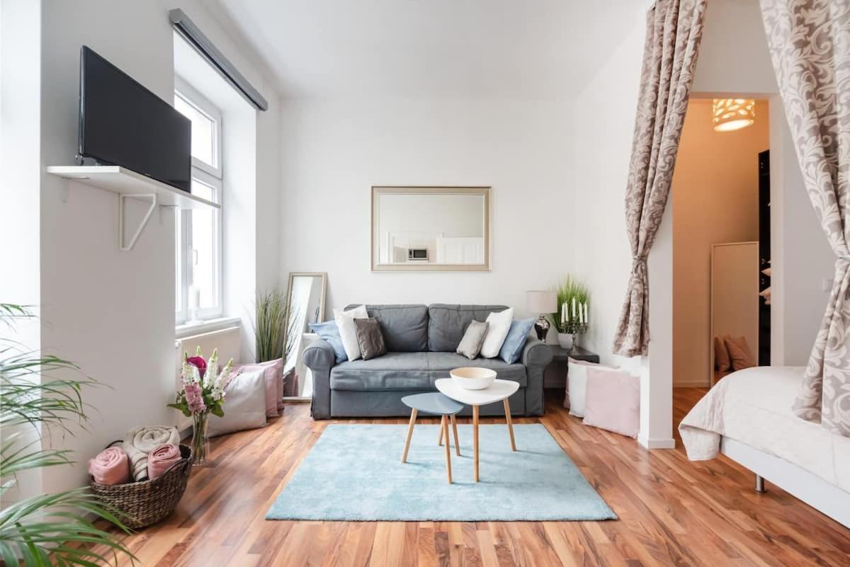 ⍟luxurious And Bright⍟ 5 Min Walk To City Center Apartment Vienna