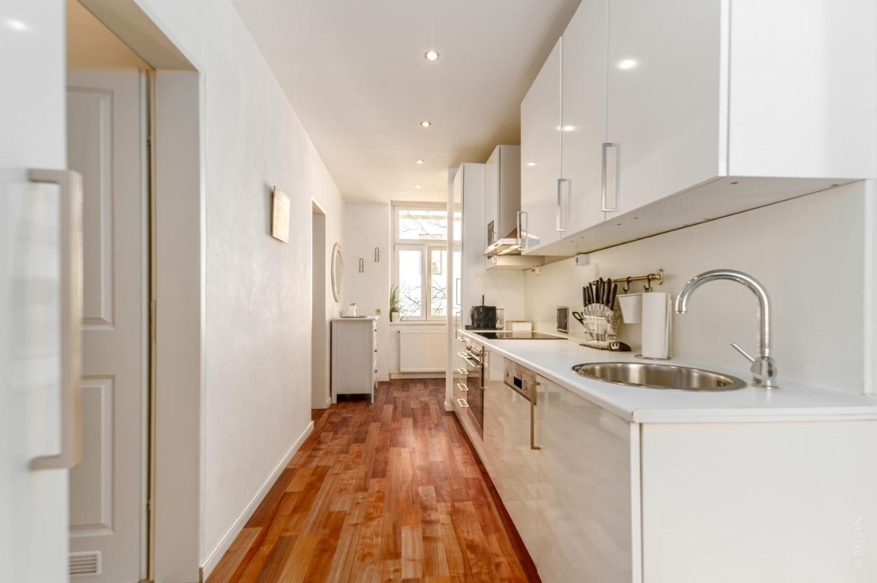 Apartment ⍟luxurious And Bright⍟ 5 Min Walk To City Center Vienna