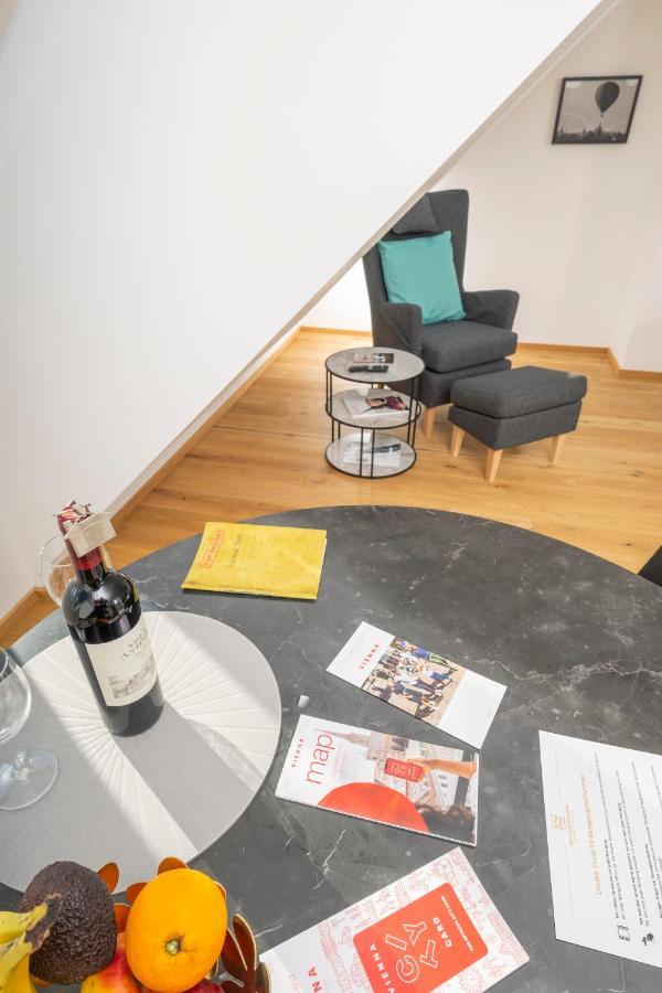 Rooftop Mit Großer Terrasse By Ichbucheat Apartment Wien