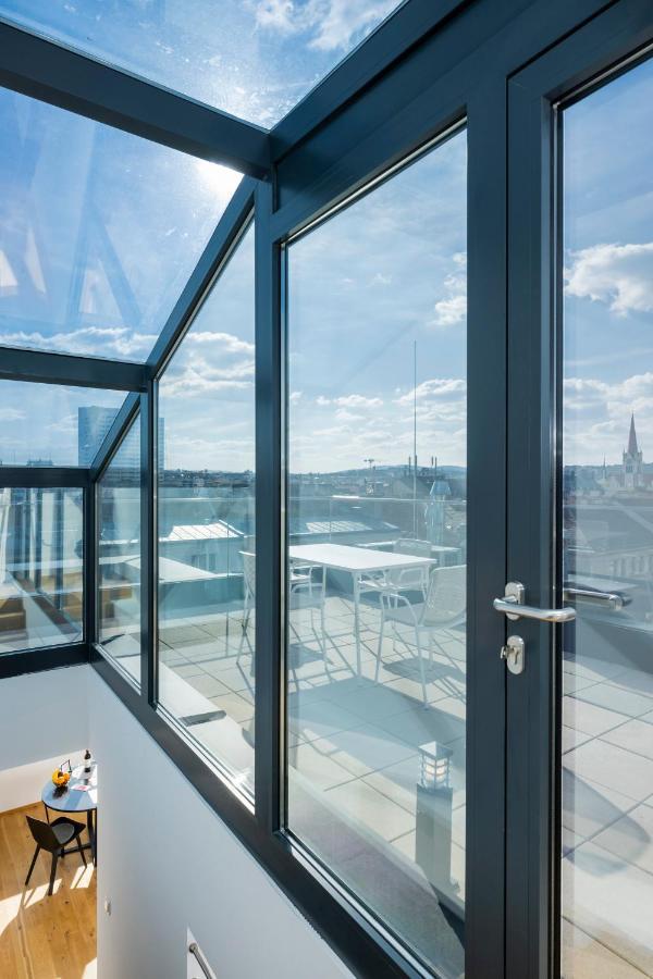 Apartment Rooftop Mit Großer Terrasse By Ichbucheat