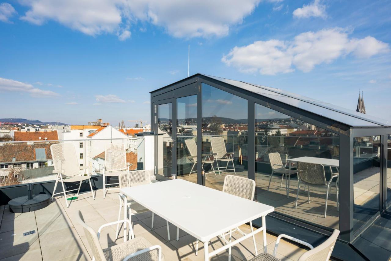 Apartment Rooftop Mit Großer Terrasse By Ichbucheat