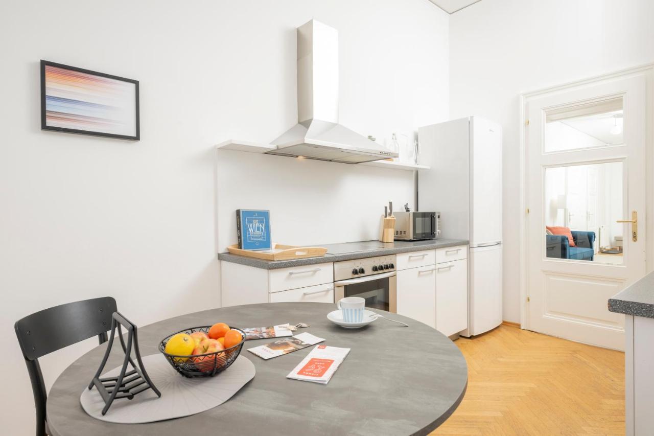 Rooftop Studio Borse By Ichbucheat Apartment *