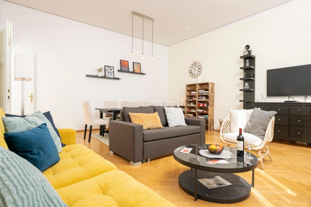 Apartment Rooftop Studio Borse By Ichbucheat Vienna