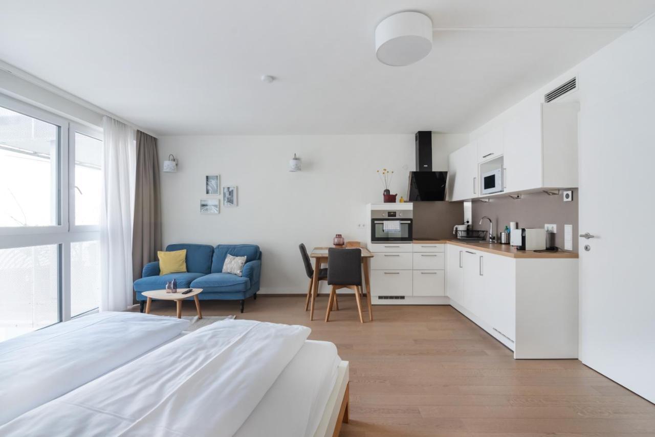 Quiet And Cozy Next To Mariahilfer Strasse And Naschmarkt With Ac, Minimum 30 Nights * Wien
