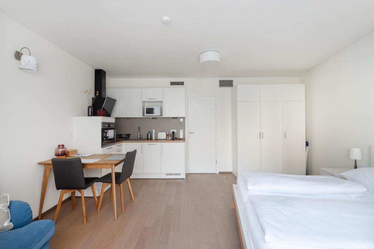 Apartment Quiet And Cozy Next To Mariahilfer Strasse And Naschmarkt With Ac, Minimum 30 Nights