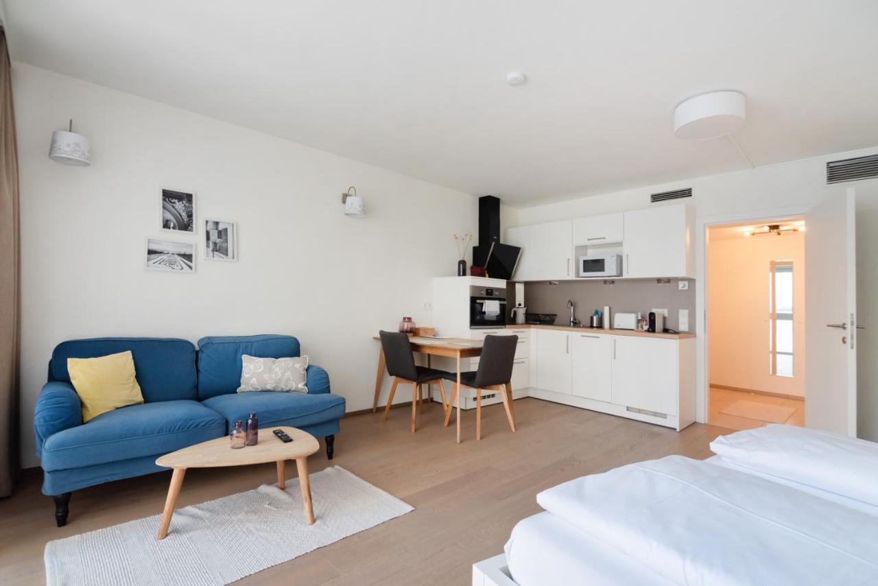 Apartment Quiet And Cozy Next To Mariahilfer Strasse And Naschmarkt With Ac, Minimum 30 Nights Wien