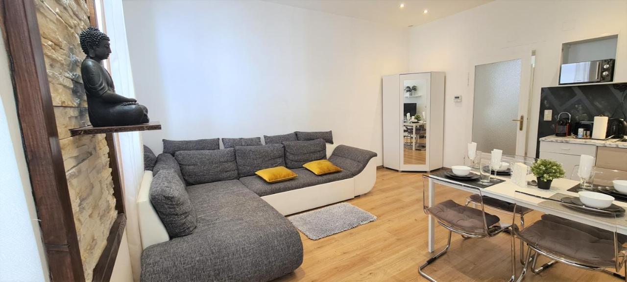 Wiener Buddha Style Flat With Inner Garden- Marzstrasse Vienna