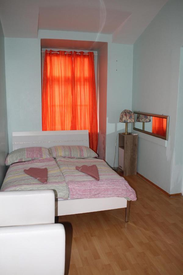 Stadtpark Homestay Vienna