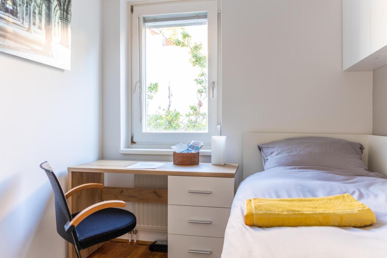 Town House Near Metro & Center * Wien