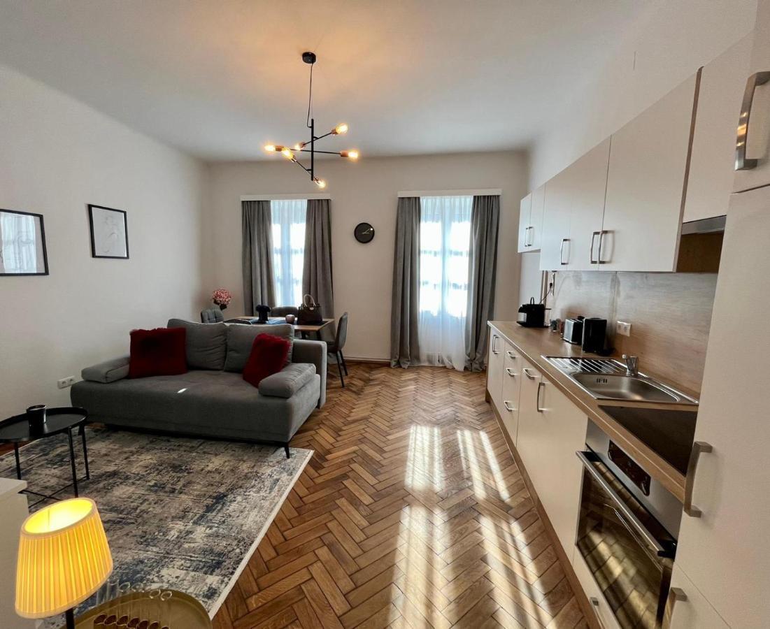 Krongasse Apartment *