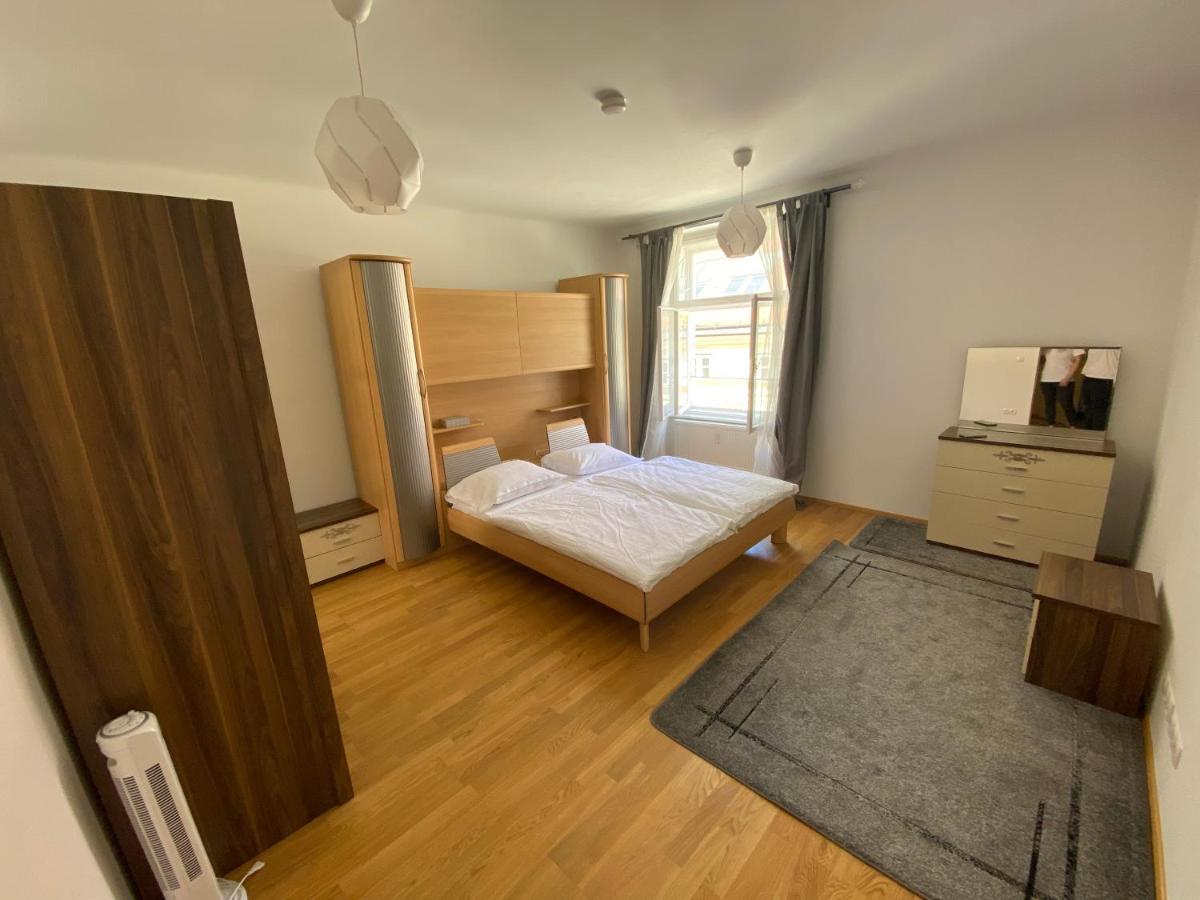 Eden In Stephansdom Apartment Vienna