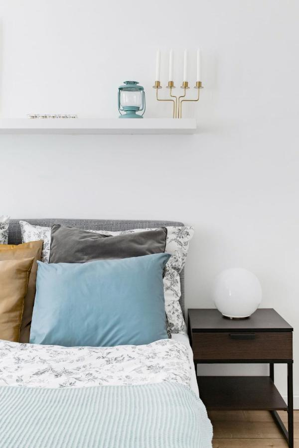 ⍟luxurious And Bright⍟ 5 Min Walk To City Center Apartment