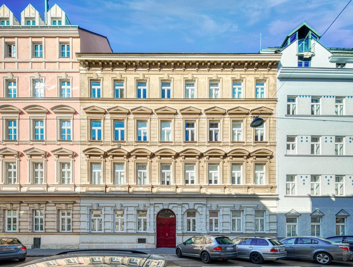 ⍟luxurious And Bright⍟ 5 Min Walk To City Center Apartment *